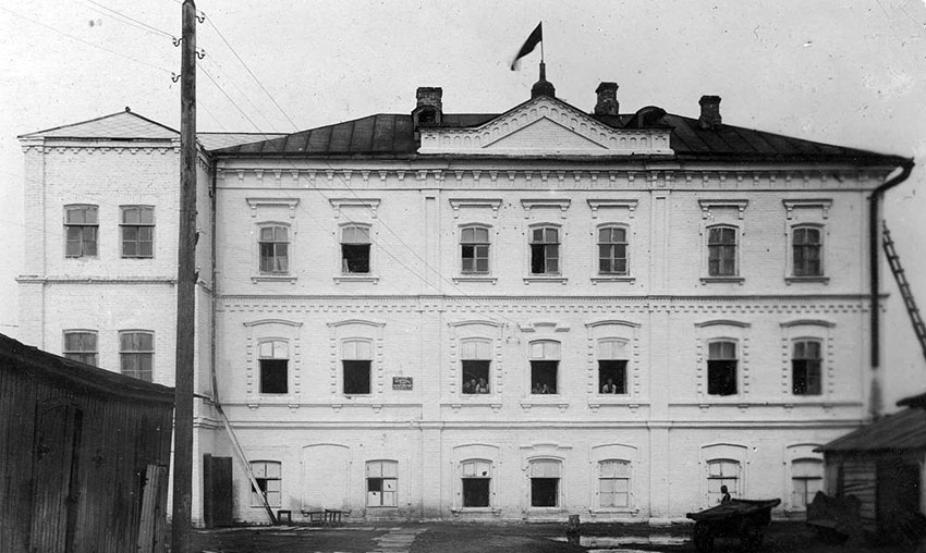1920 год 19 февраля. Первая Покровская  Государственная музыкальная...