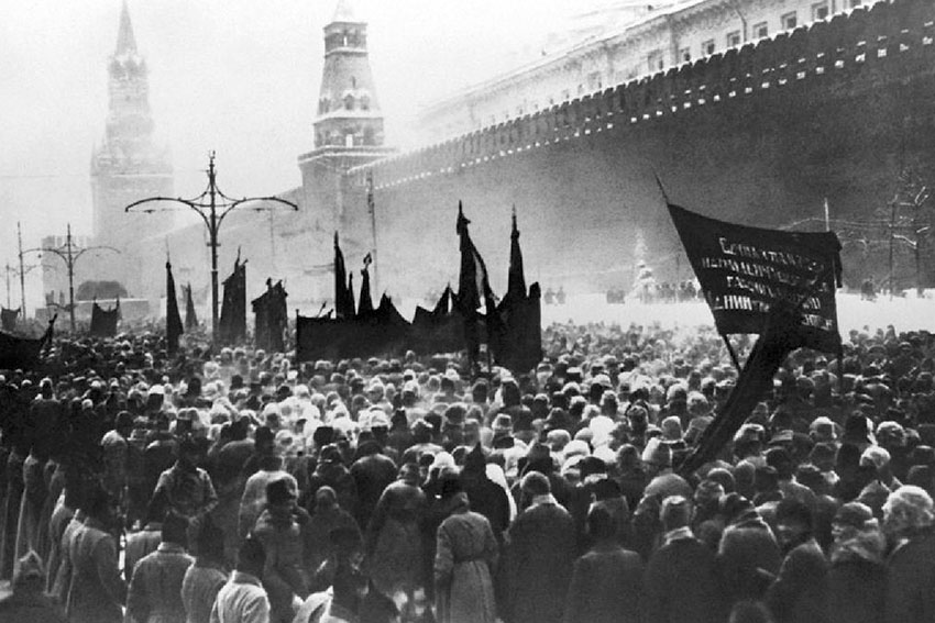 В январе 1924 года Лев Кассиль пережил в Москве потрясение,...