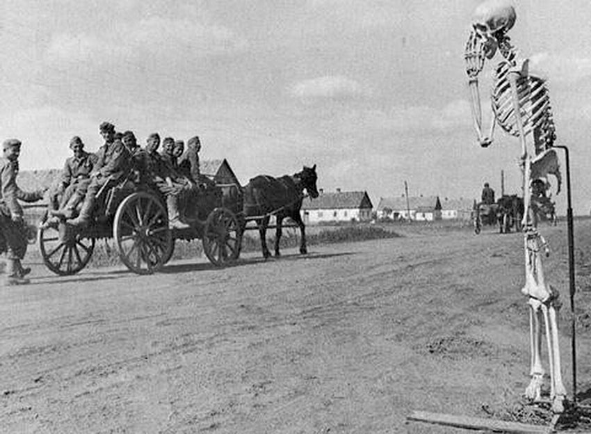 А ведь предупреждали! Начало сталинградской битвы, 1942 год.

Первый...