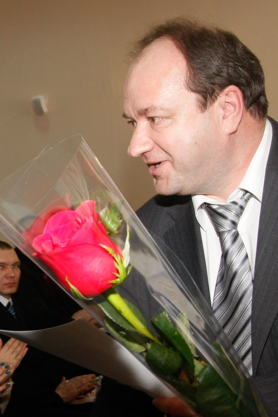 Ранее должность главы Энгельса занимал Сергей Горевский,...