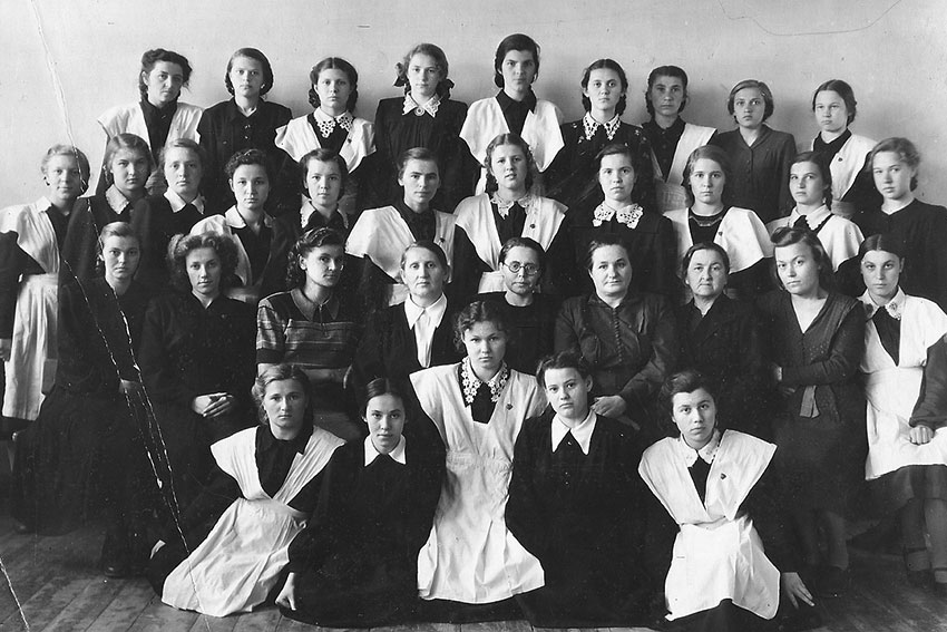 Из архивных материалов дворца пионеров узнали, что в 1953...