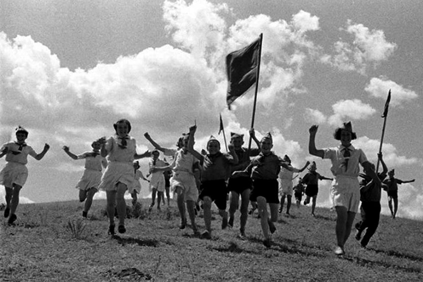 Пионepcкaя военная игpa "Зapница", ССCP, 1930 гoд.