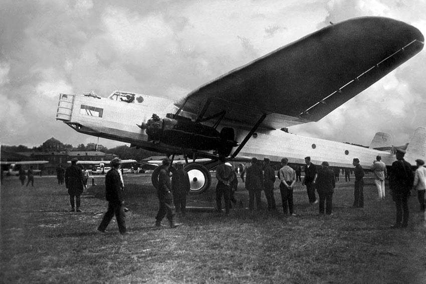 30 июня 1931 года состоялся первый полет тяжелого бомбардировщика...