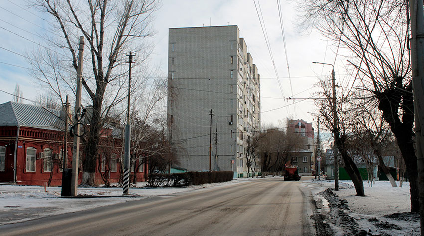 Панорама улицы в сторону в сторону улицы Ленина.