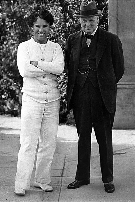 Уинстон Черчилль и Чарли Чаплин на съёмках фильма, 1920-е...
