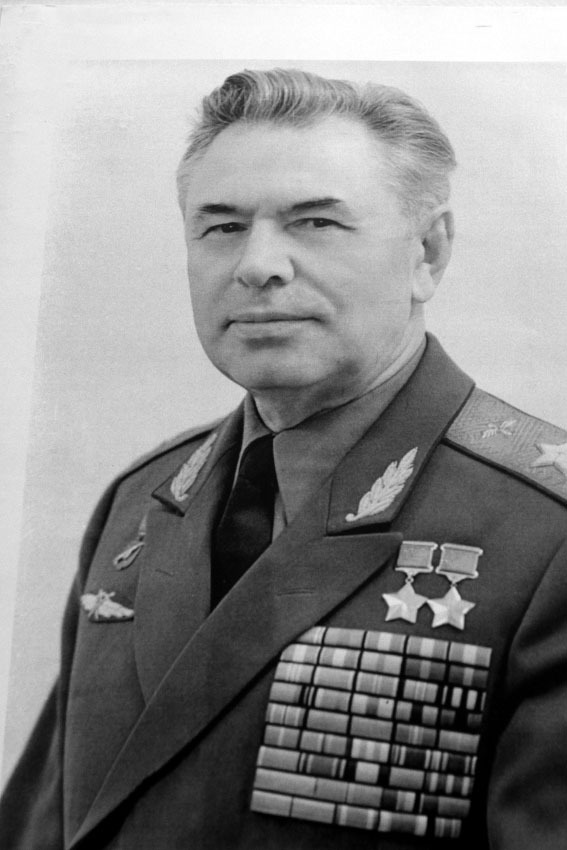 Маршал авиации Н. М. Скоморохов. Музей в селе Белосток (Лапоть).