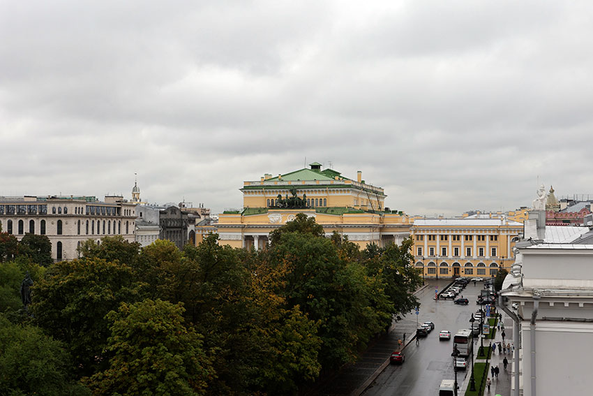 Площадь Островского Александрийский театр.