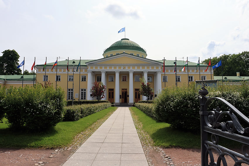 Таврический дворец
