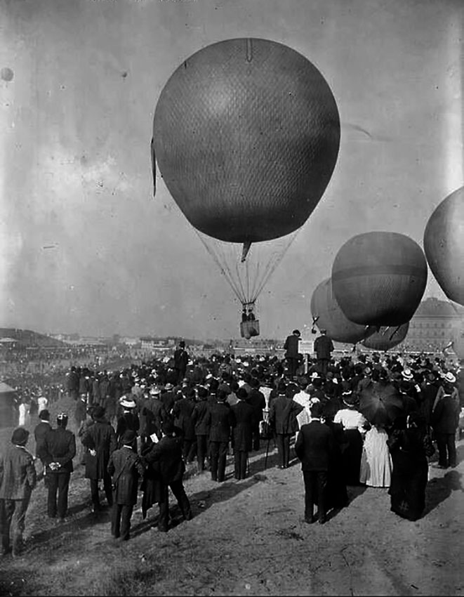 Старт гонки на воздушных шарах. Берлин, 1908 год 