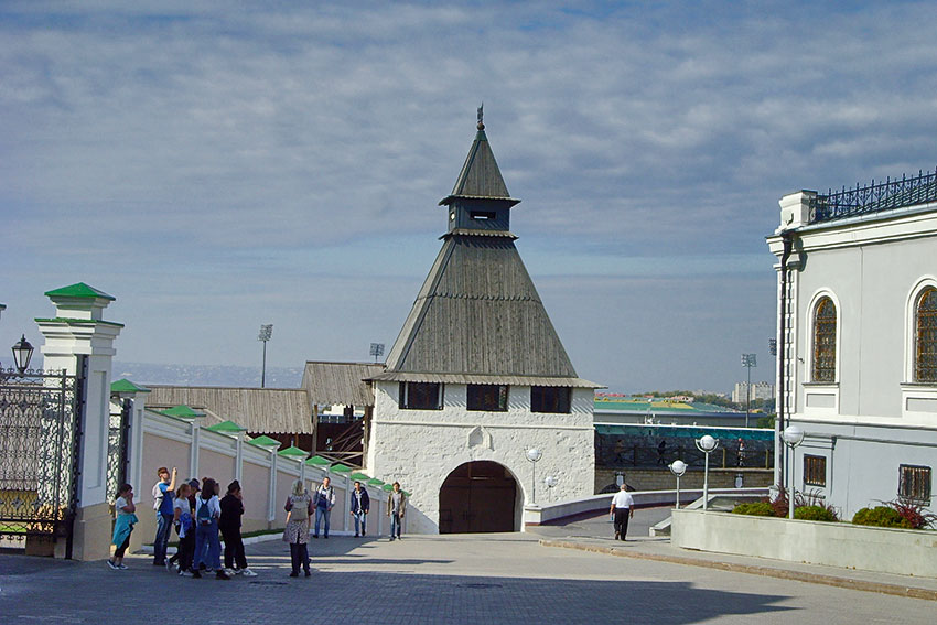  <b>15.11.42 г. </b>
         Я уже неделю в городе. Стараниями старшины...