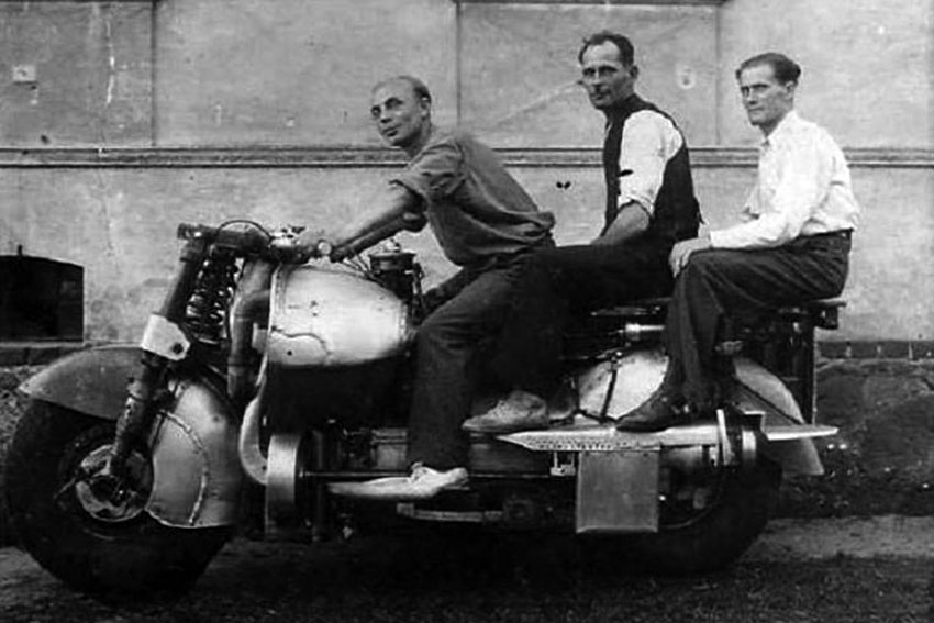 Ручной трёхместный мотоцикл, созданный в Польше в 1949 году...
