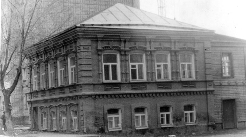 Здания будущего музея, 1994 год