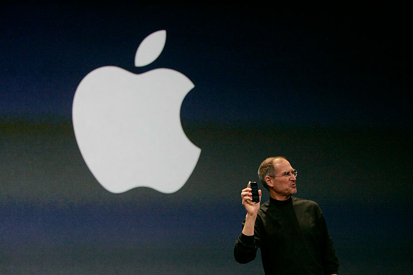 В 2007 году генеральный директор Apple Стив Джобс, демонстрируя...