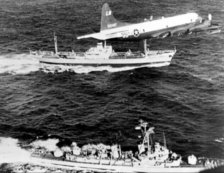 15 октября 1962 года начинается противостояние между США и...
