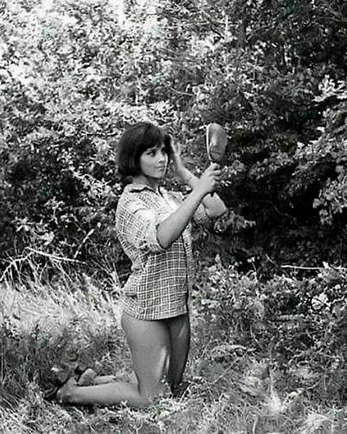 Наталья Варлей в фильме Кавказская пленница. Крым, 1966 год.