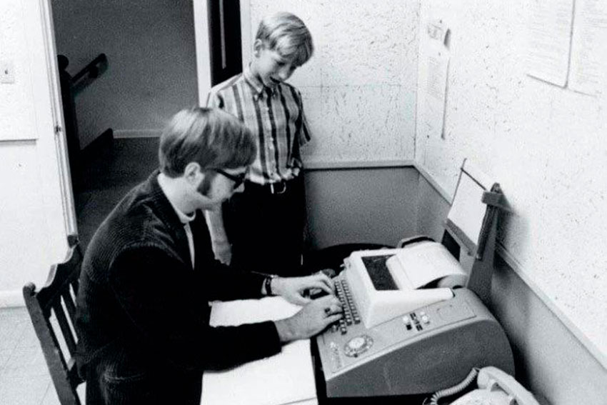 Будущие основатели Microsoft — 13-летний Билл Гейтс и 15-летний...