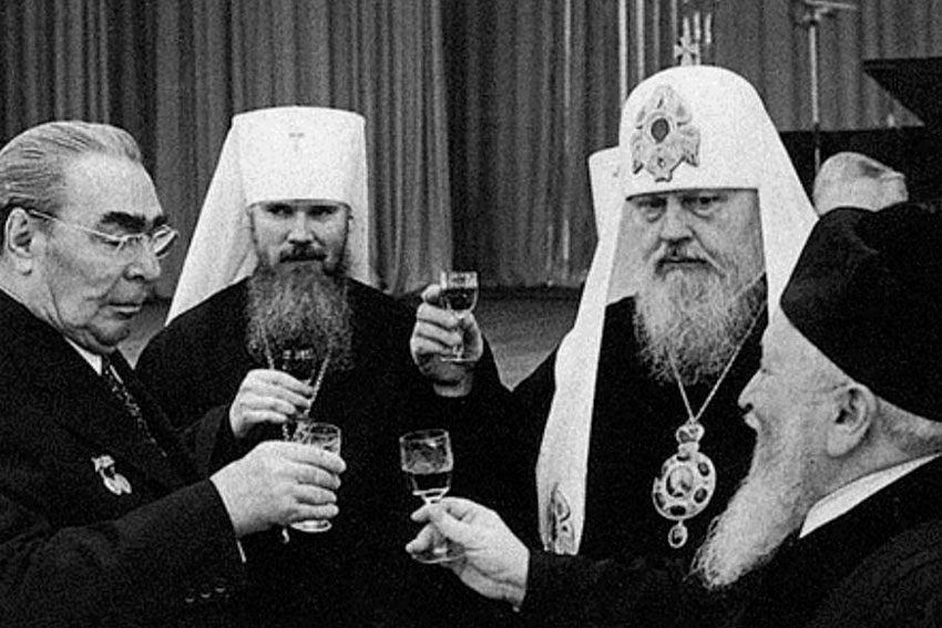 Борьба с религией и алкоголем, СССР, 1970 год.