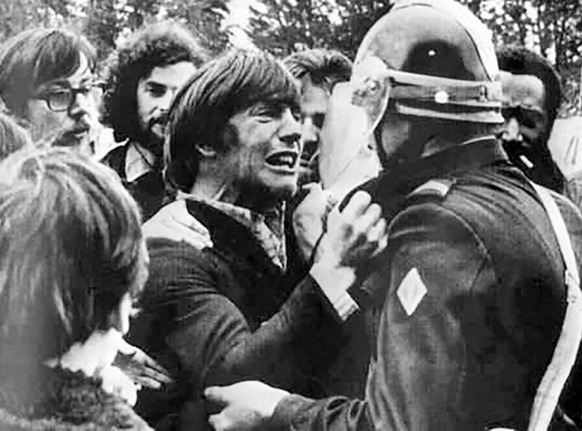 Восстание рабочих. Франция. 1972 год. Восстание рабочих. Франция. 1972 год.