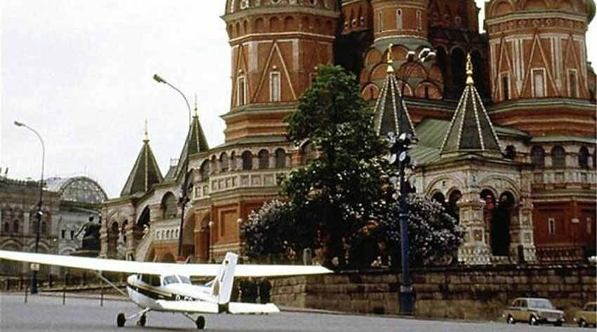 28 мая 1987 году 18-летний немецкий пилот-любитель Матиас Руст...