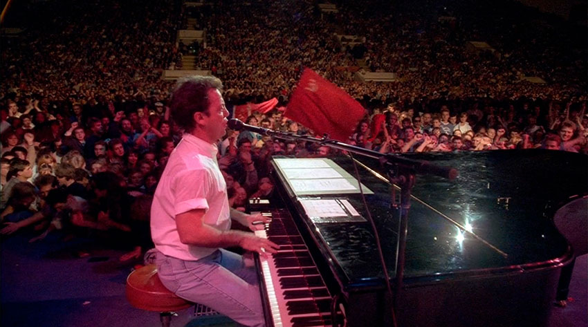 Билли Джоэл исполняет песню «Back in the U.S.S.R.» The Beatles в СКК.1987...