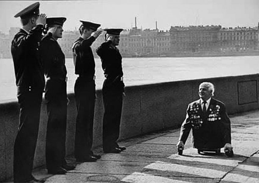 1989 году, на набережной в Ленинграде фотографом Иваном Куртовым.... 1989 году, на набережной в Ленинграде фотографом Иваном Куртовым....