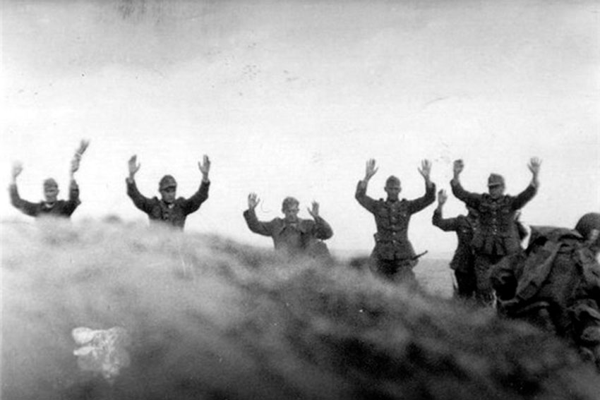 Сдача в плен, апрель 1945 год.