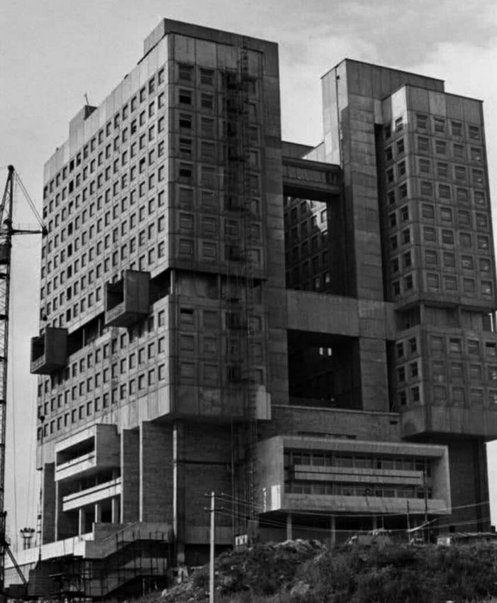 1 ноября 1990 года, Калининград Строительство Дома Советов.