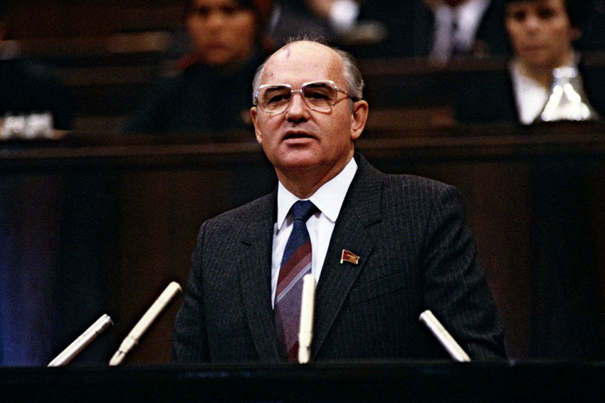 13 августа 1990 года, президент СССР Михаил Горбачев подписал...