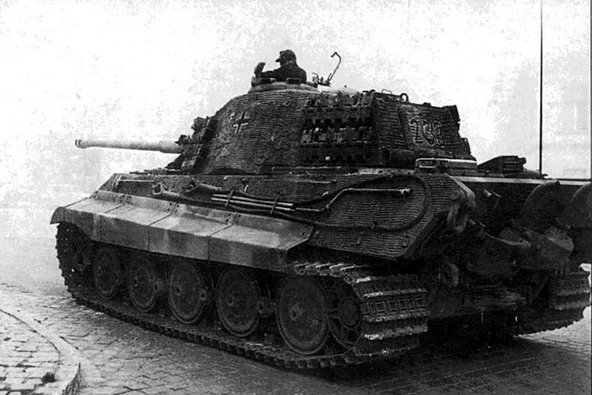 Тигр II под Будапештом, 1945 год.