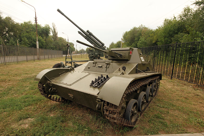 "Саранча" советский лёгкий танк Т-60 