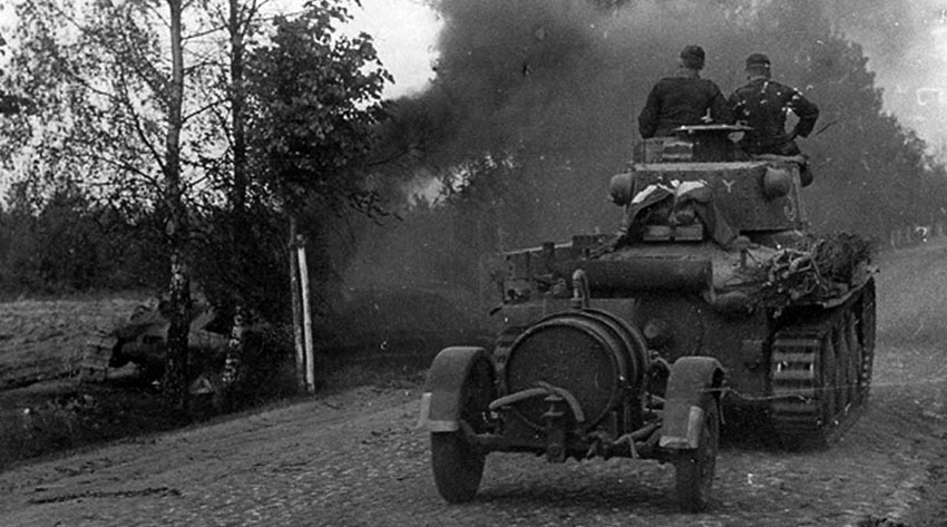 Танк Pz.Kpfw.38(t) из состава немецкой 7-й танковой дивизии на...