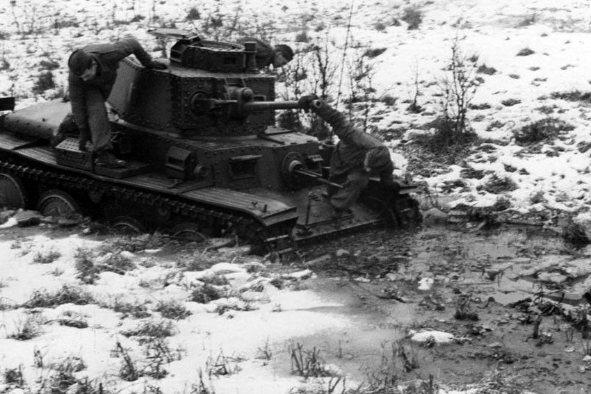 На дорогах СССР застрял, Pz.38, 1941 год.