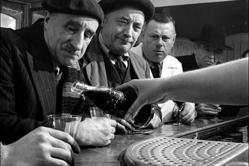 Кока-кола пришла во Францию, 1950 год..