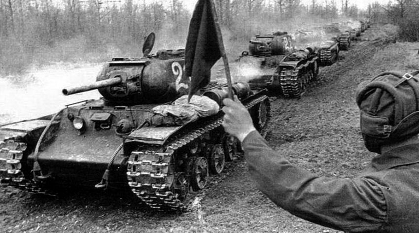 В 1942 г. в Челябинске было начато производство модернизированного...