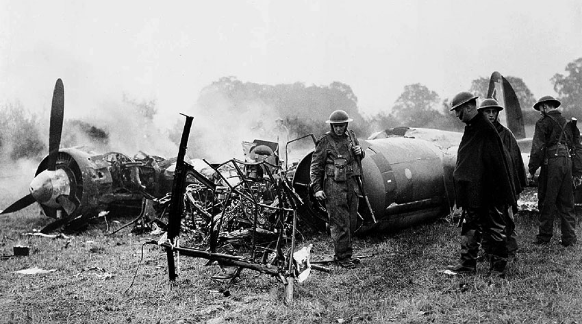 Юнкерс Ju-88A-1 из штабного звена 1-й группы эскадры KG 77. Англия,...