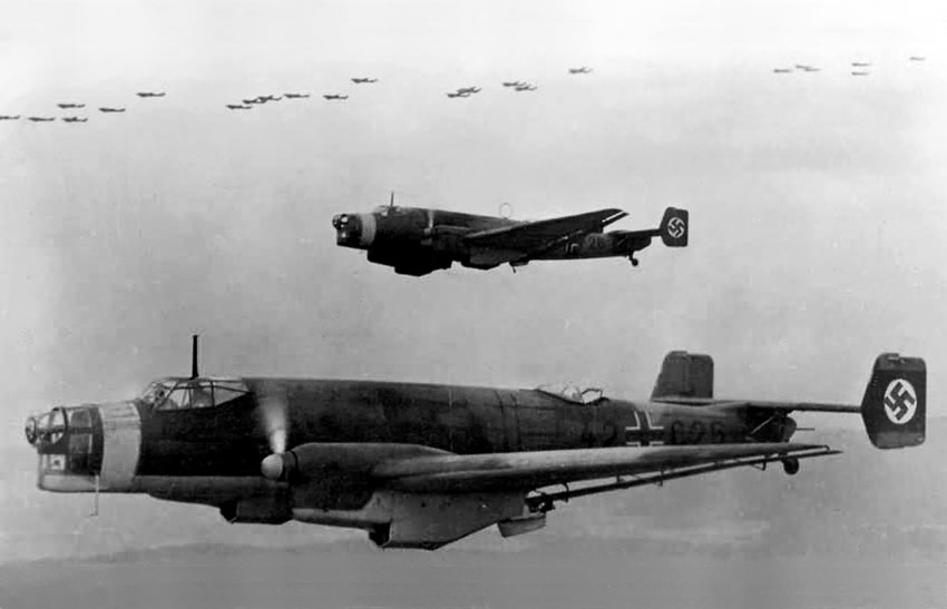 В конце 1942 года было создано две транспортные эскадрильи...