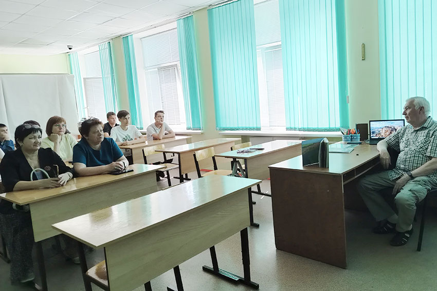 Презентация-семинар первого тома альбома Виталия Кошкина «Родина Волго-Уральского Сайгака» - «Узени»