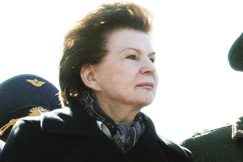 Валентина Терешкова на месте приземления Ю. Гагарина парк...