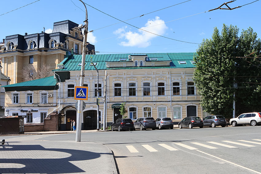 Московская улица, 7.