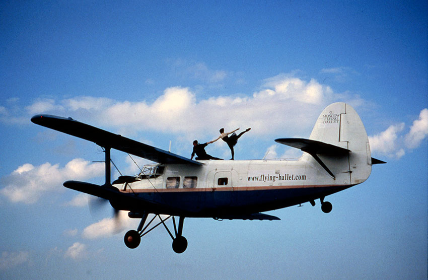 Московский летающий балет на Ан-2. 1998 год.