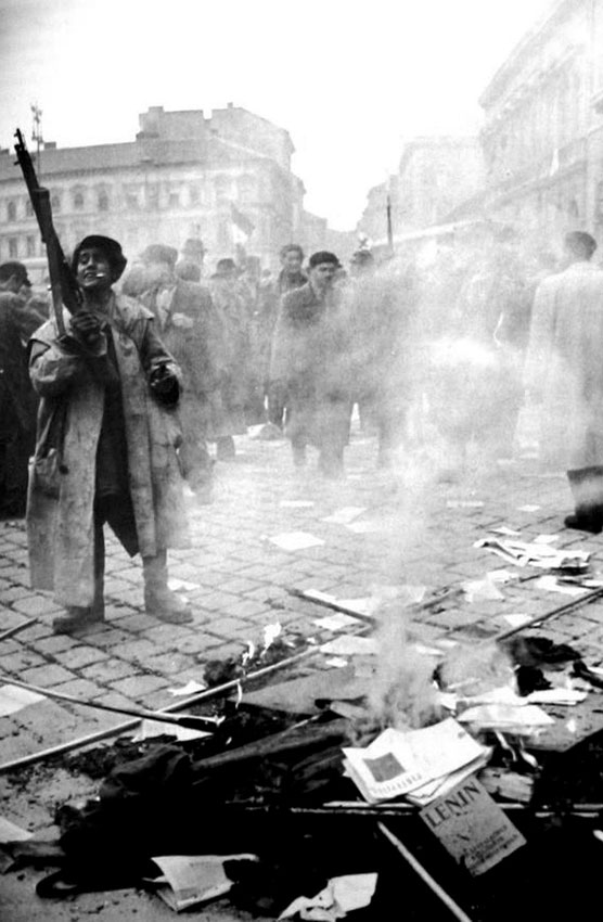 Венгерское восстание против просоветского режима. Будапешт....