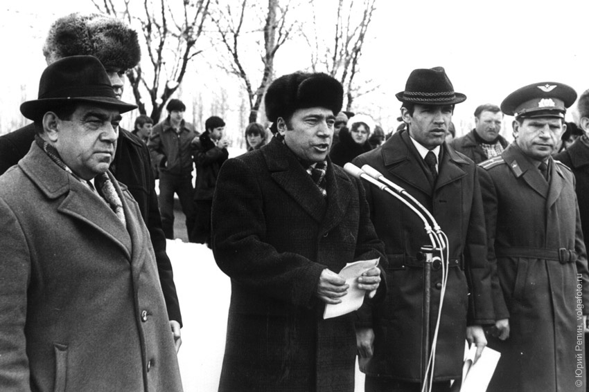На месте приземления Ю. Гагарина. На месте приземления Ю. Гагарина.