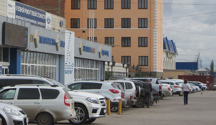 Автосалон лишил клиентов 21 млн рублей